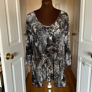 Brittany Black sparkly and stretchy top